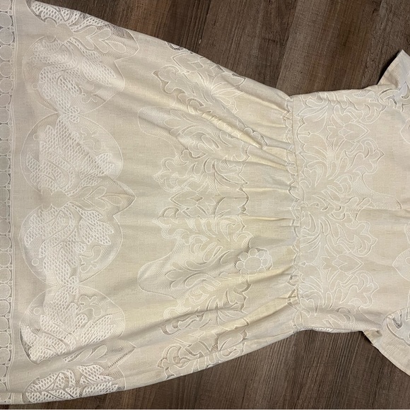 011 Old Navy size S Cream Lace Dress - Picture 4 of 6
